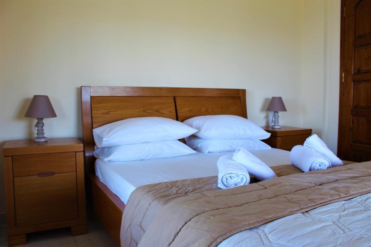 Sofia Apartments Koróni Екстериор снимка